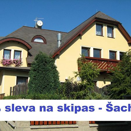 Penzion Albina - Restaurace Vysoke nad Jizerou Exterior photo